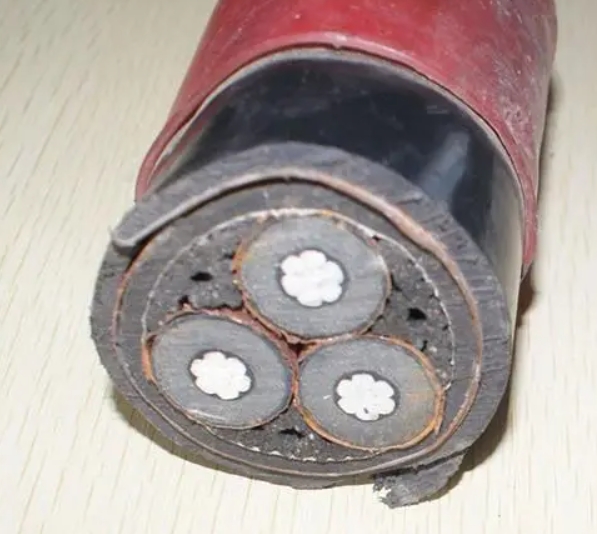 電線電纜應(yīng)用廣泛，具體有什么區(qū)別？.jpg